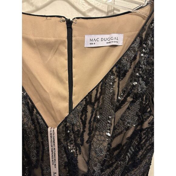 Mac Duggal 79339 Black Sleeveless V-neck Tea Length Cocktail Dress Feather Sz 8 - Picture 3 of 8